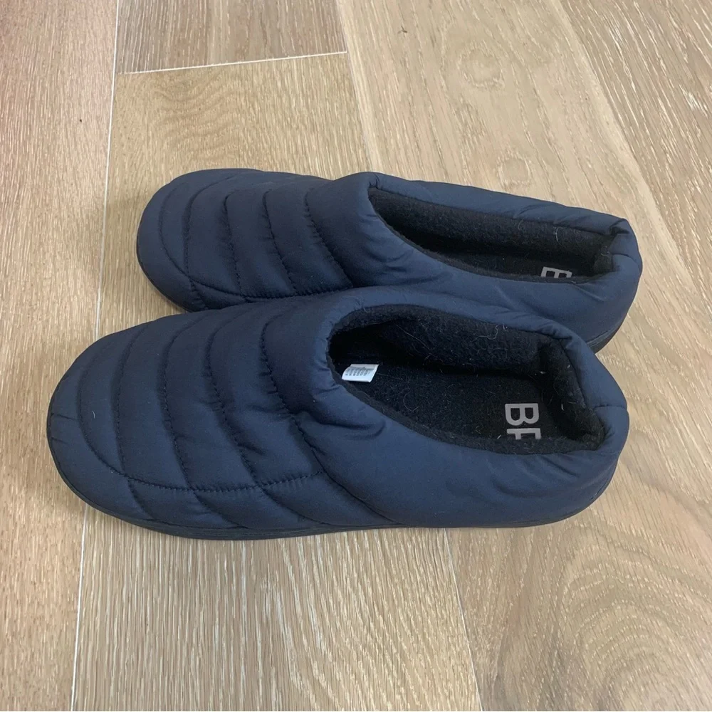 The fluffiest, comfiest INDOOR/OUTDOOR unisex slippers